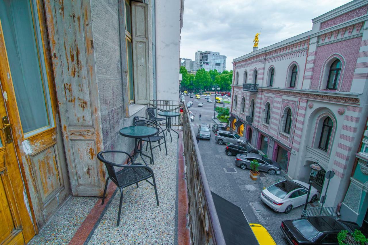 Solo Apartment In City Center Tiflis Exterior foto