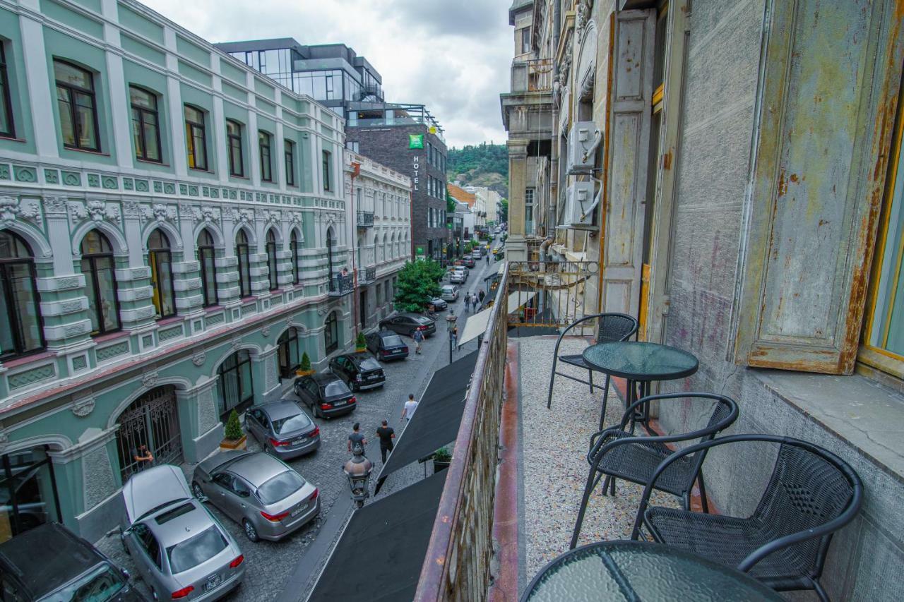 Solo Apartment In City Center Tiflis Exterior foto